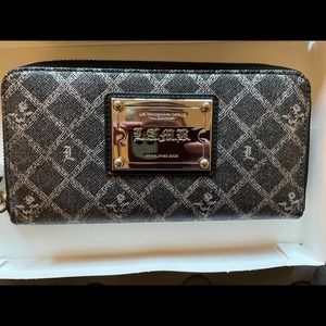 L.A.M.B. Zip around wallet in Silver
